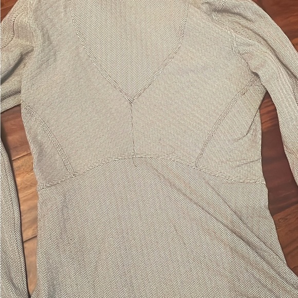 Women’s Lululemon Running Half Zip Jacket - Picture 5 of 5